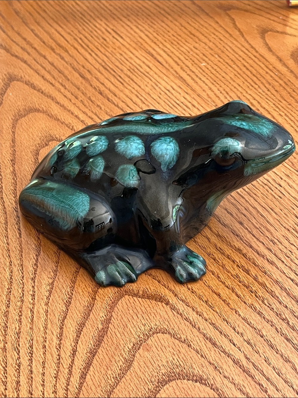 Vintage Blue Mountain Pottery Frog Figurine - Green Drip Glaze MCM Canada 7.5"